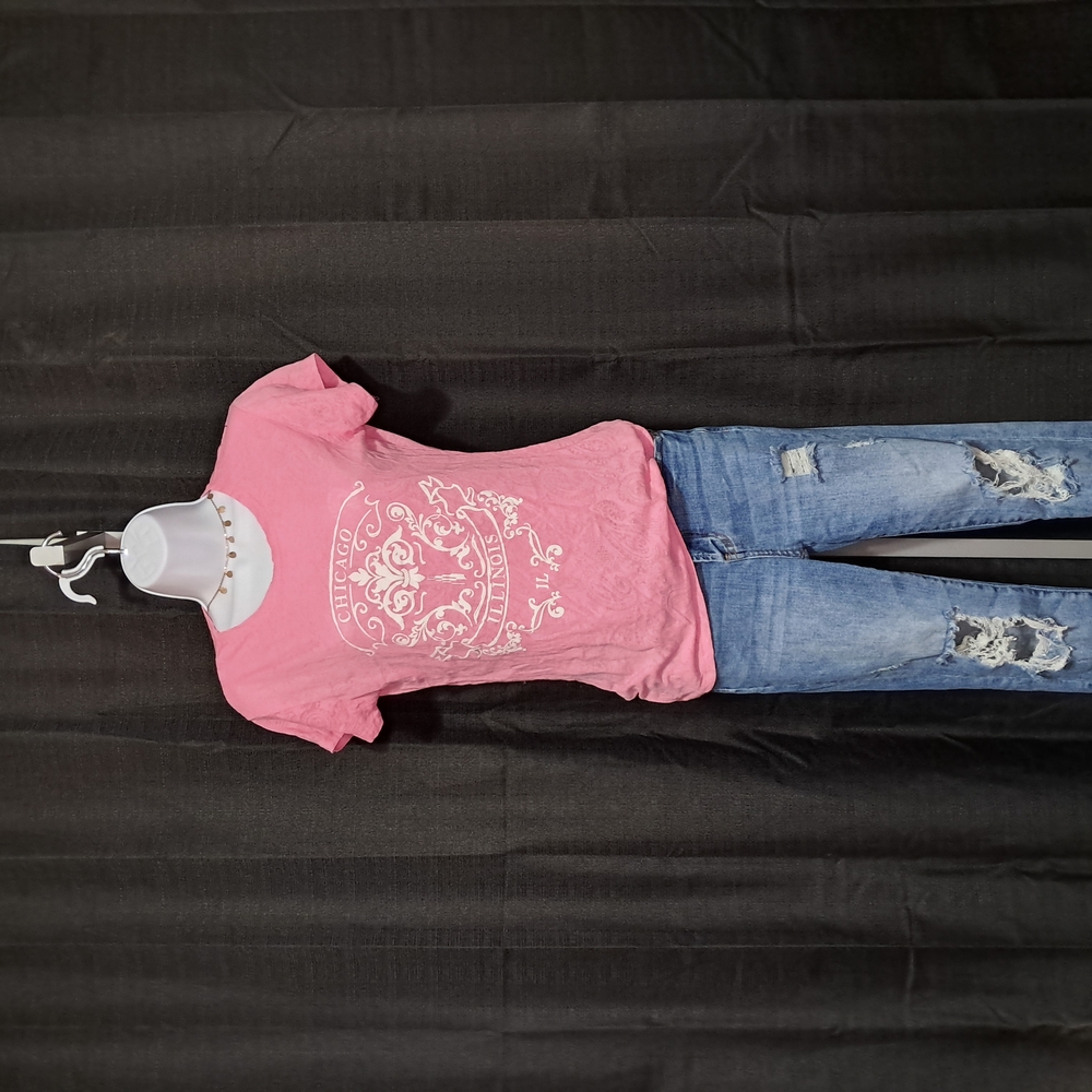 Pink Graphic Womans T-Shirt